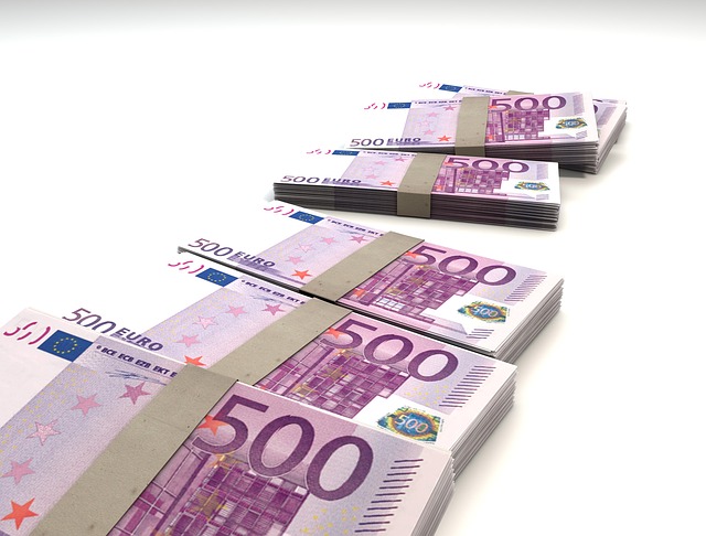 balíky euro bankovek